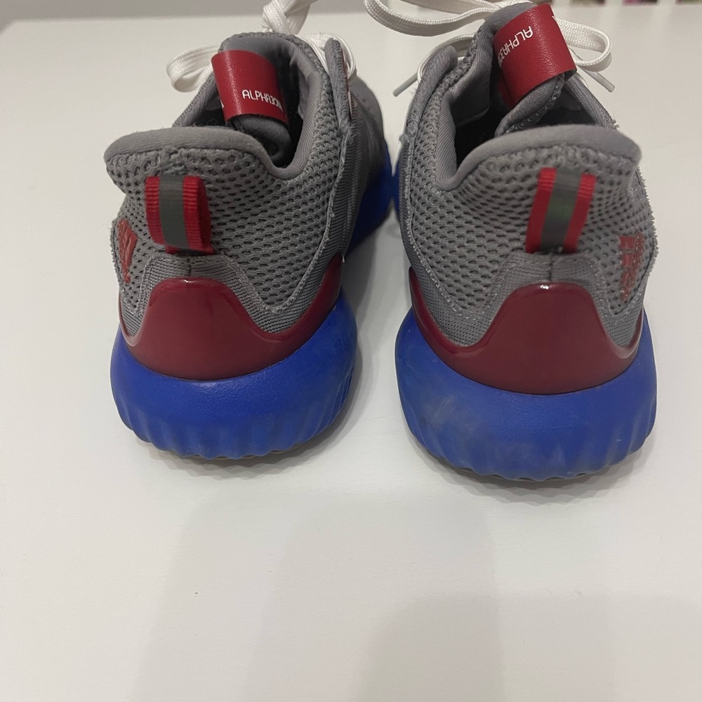 Running shoes - Picture 3 of 5